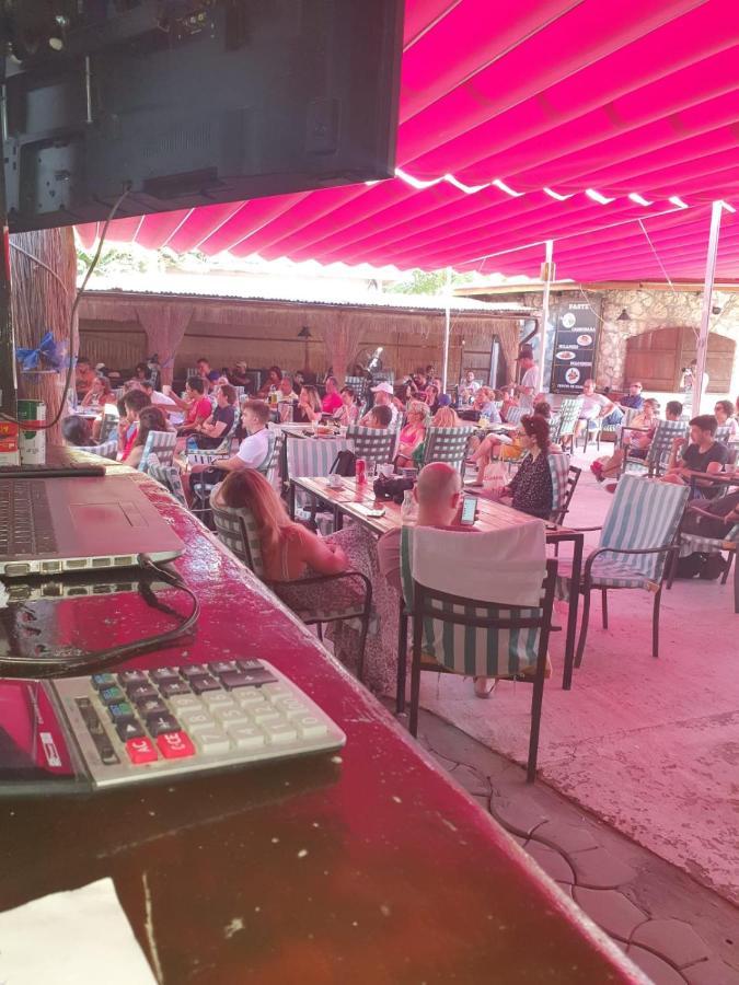 Hotel Famagusta Vama Veche Exterior foto